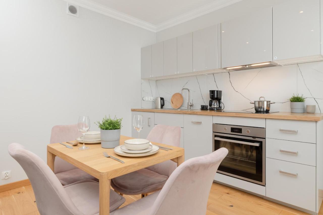 Apartament Z Tarasem W Centrum Swinoujscia By Noclegi Renters Свіноуйсьце Екстер'єр фото
