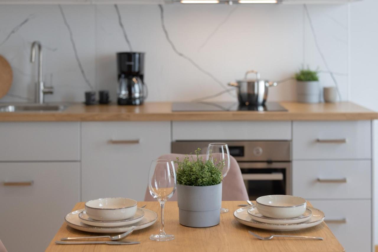 Apartament Z Tarasem W Centrum Swinoujscia By Noclegi Renters Свіноуйсьце Екстер'єр фото