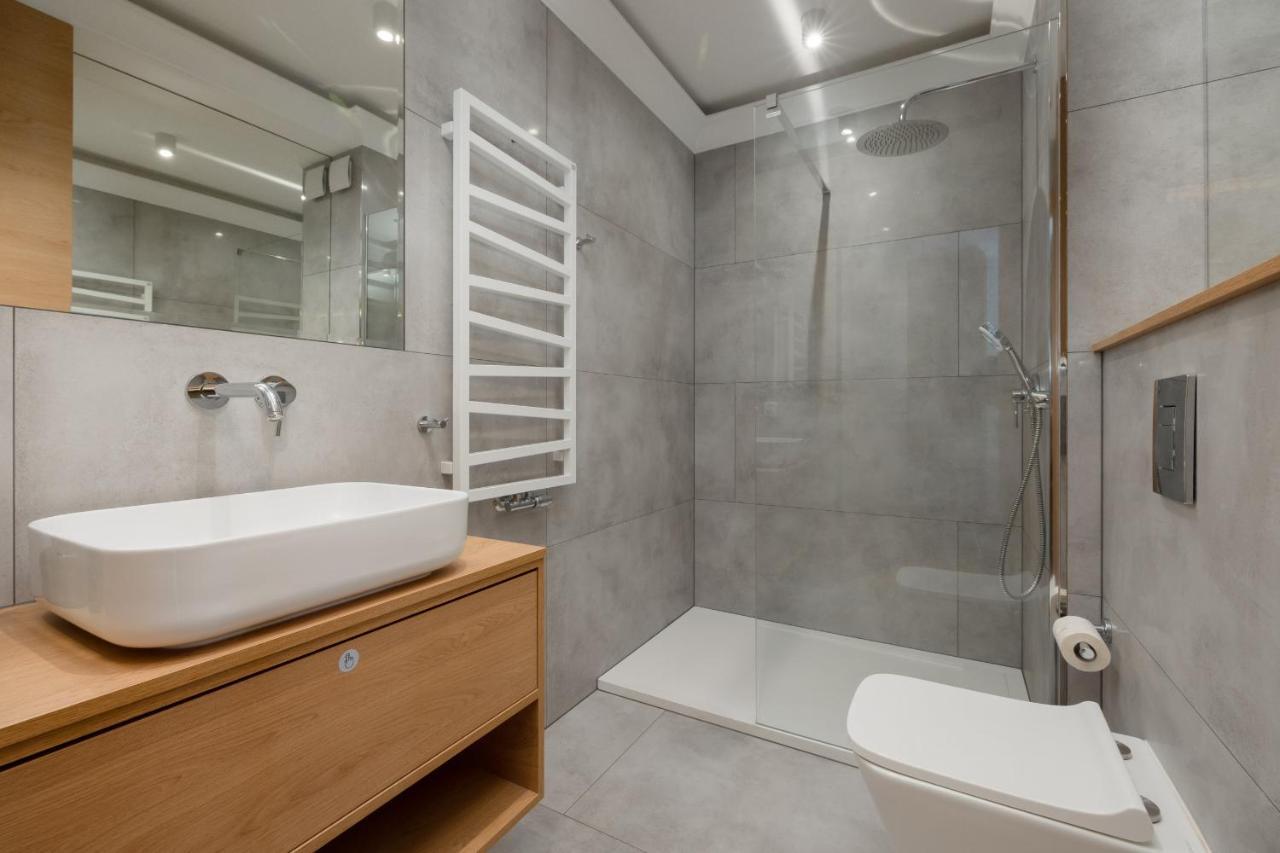 Apartament Z Tarasem W Centrum Swinoujscia By Noclegi Renters Свіноуйсьце Екстер'єр фото