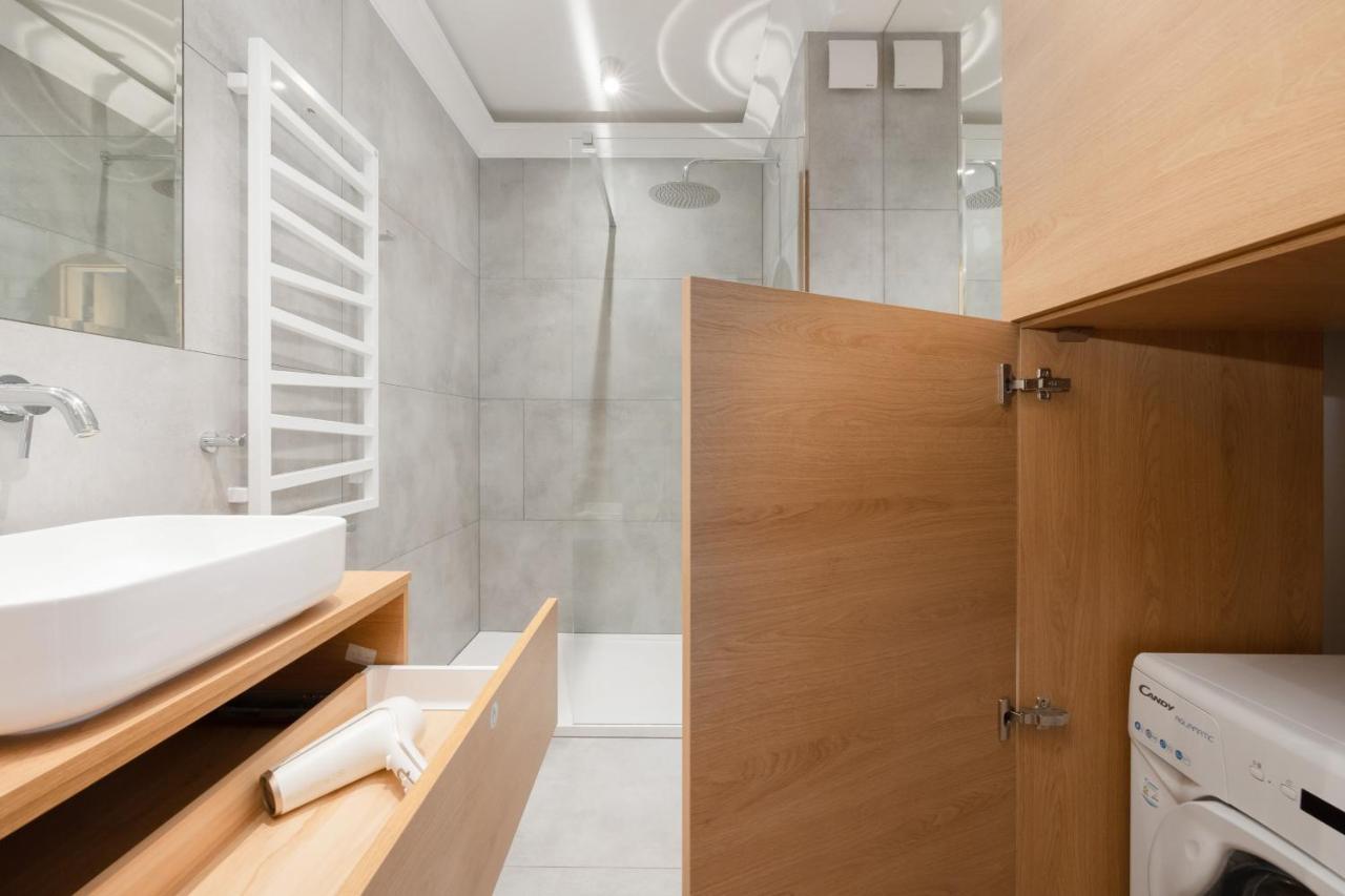 Apartament Z Tarasem W Centrum Swinoujscia By Noclegi Renters Свіноуйсьце Екстер'єр фото
